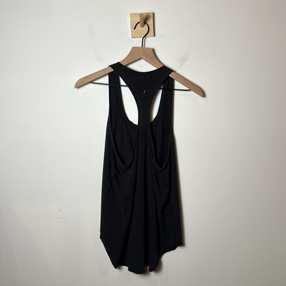 Lululemon Women’s Love Tank with a Front Pocket in Black - Picture 5 of 7
